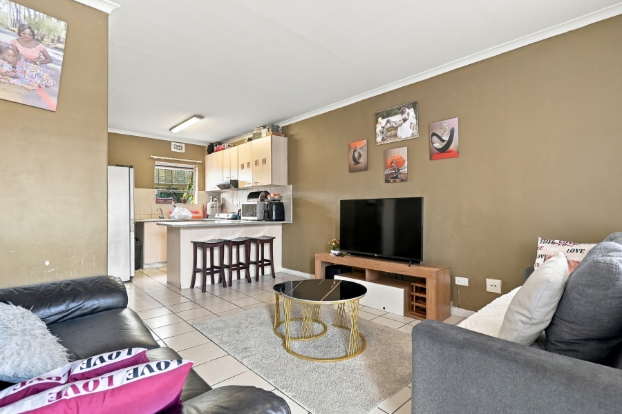 2 Bedroom Property for Sale in Wynberg Western Cape